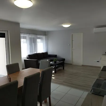 Vanda Appartement Balatonlelle