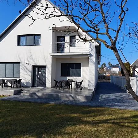 Vanda Apartment