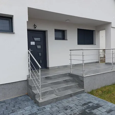 Vanda Apartment